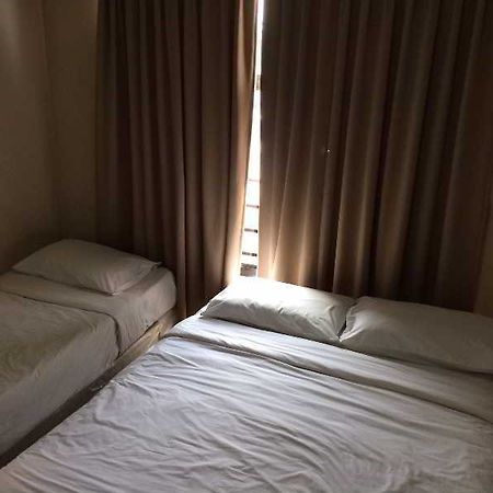 Kampong Gurun Hotel Zamburger Sg Bakap מראה חיצוני תמונה