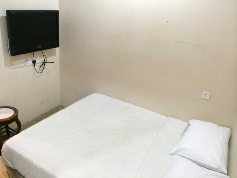 Kampong Gurun Hotel Zamburger Sg Bakap מראה חיצוני תמונה