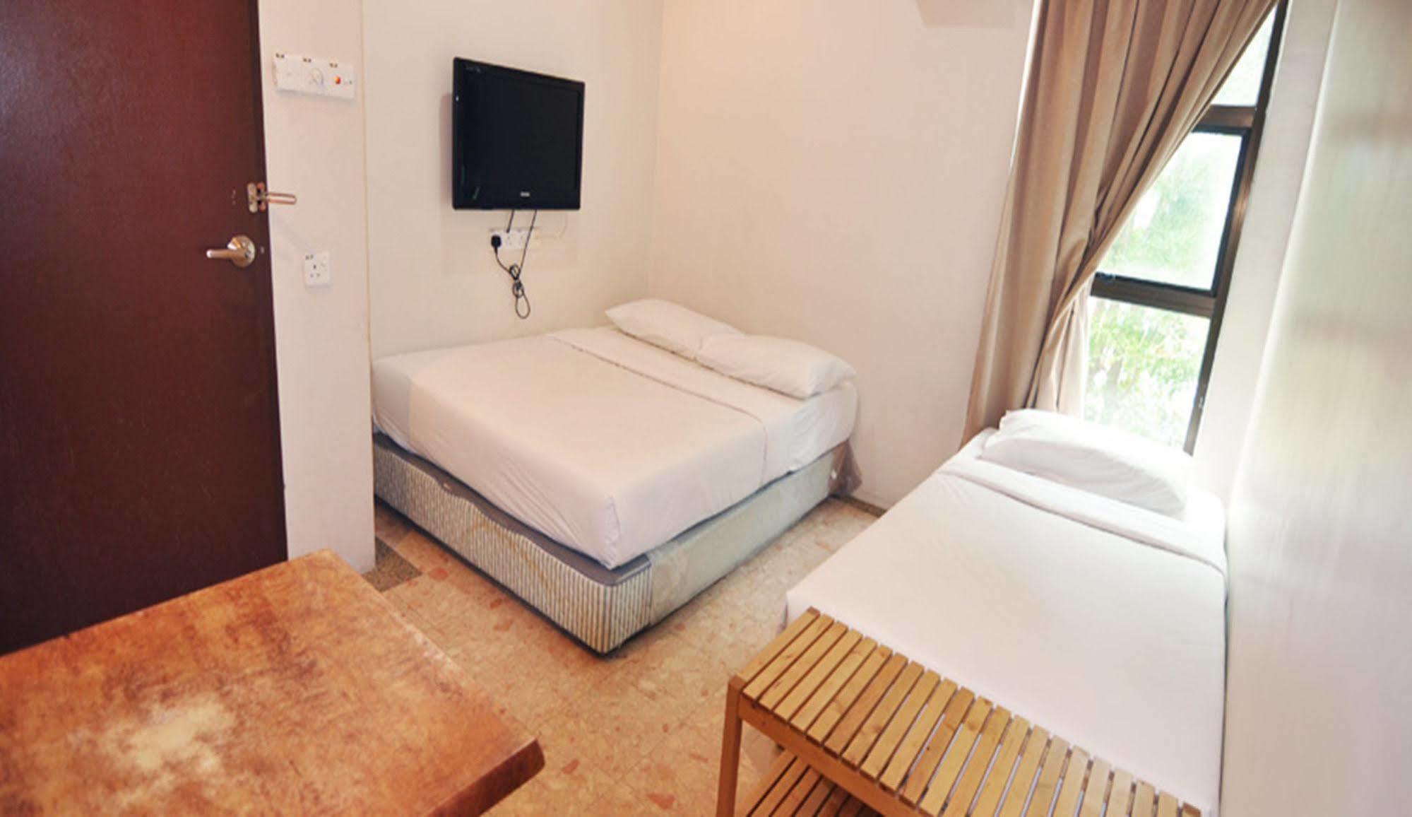 Kampong Gurun Hotel Zamburger Sg Bakap מראה חיצוני תמונה